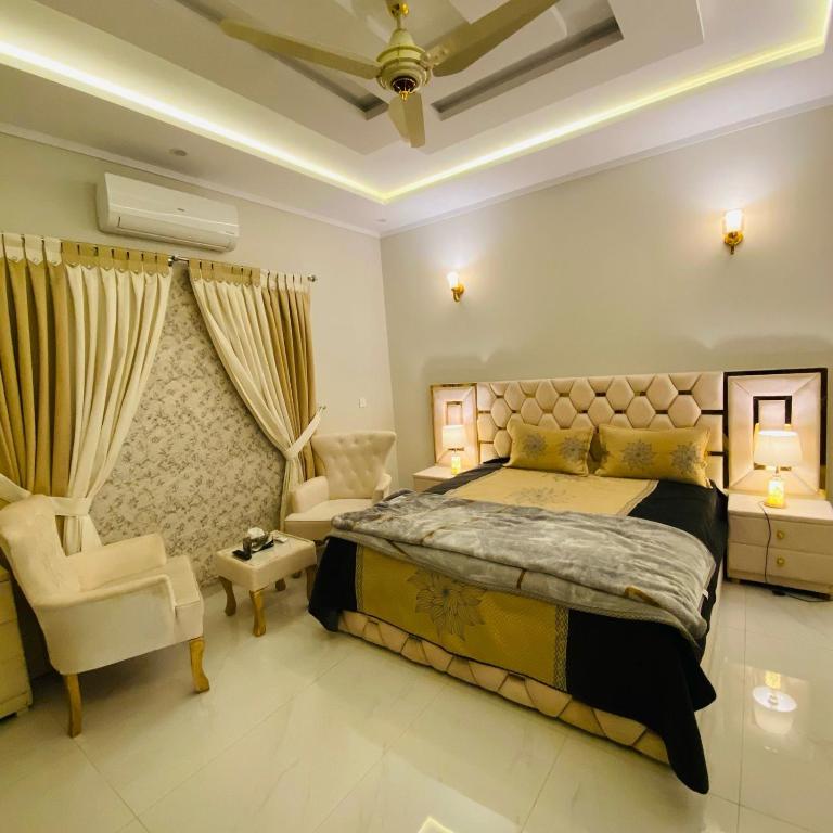 SKM Lodges, Islámábád