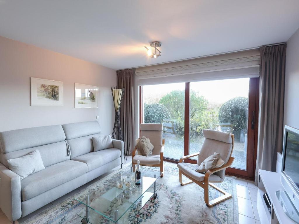 Apartment in Koksijde near the Beach, Oostduinkerke