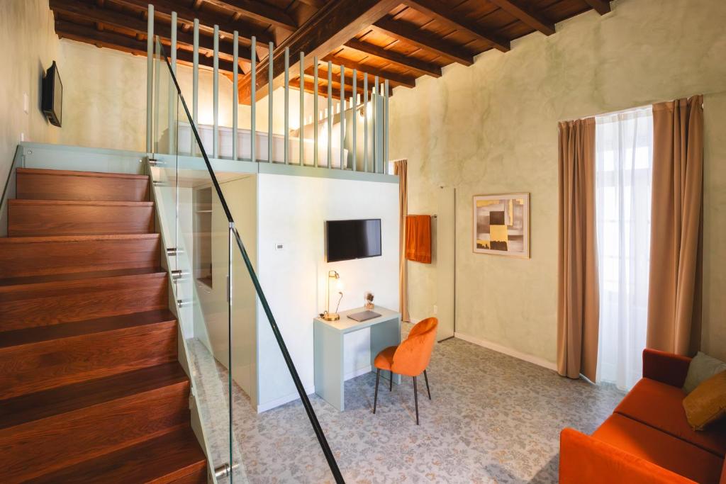 Palazzo Canetti Locarno - Piazza Grande - Suites & Rooms - Easy Self Check-In - 2