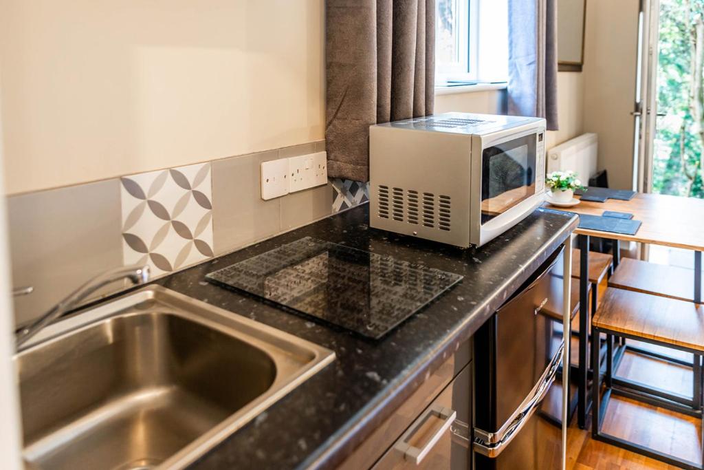 Kitchen, Roger Ground Guest House - with Onsite Car Parking in Windermere