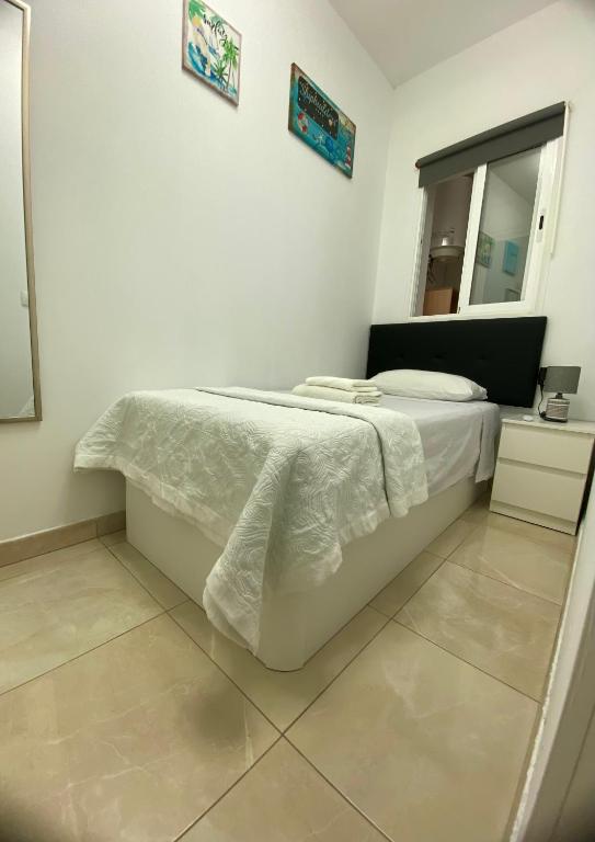 Singol room IN APARTMENT SHARED in Los Cristianos PLAYA Las Vistas - 2