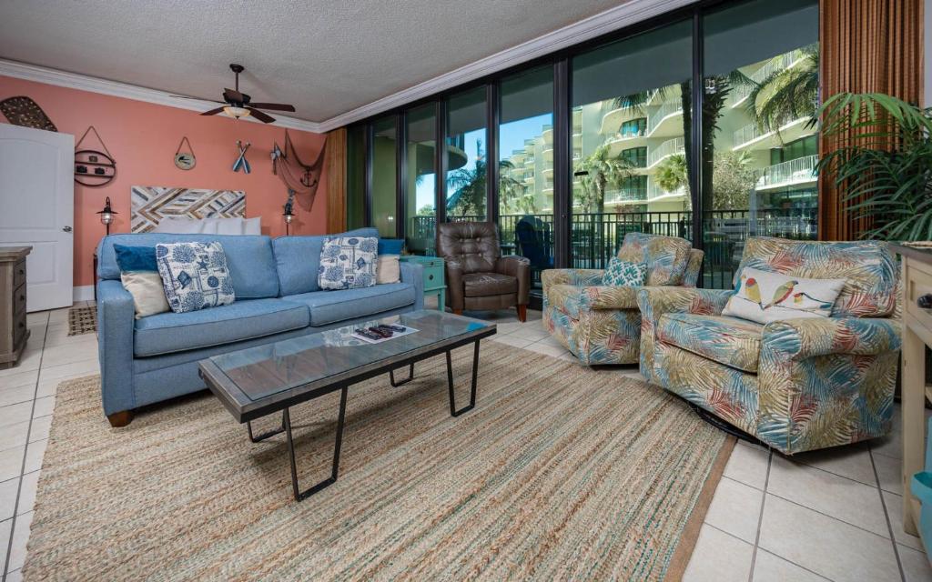 Phoenix on the Bay 1121 condo, Orange Beach