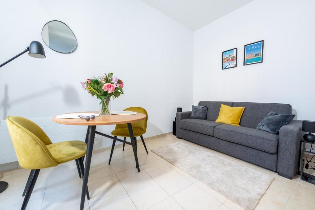 Iconic Central Flat, Nice