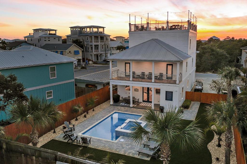 Palm Paradise, Destin