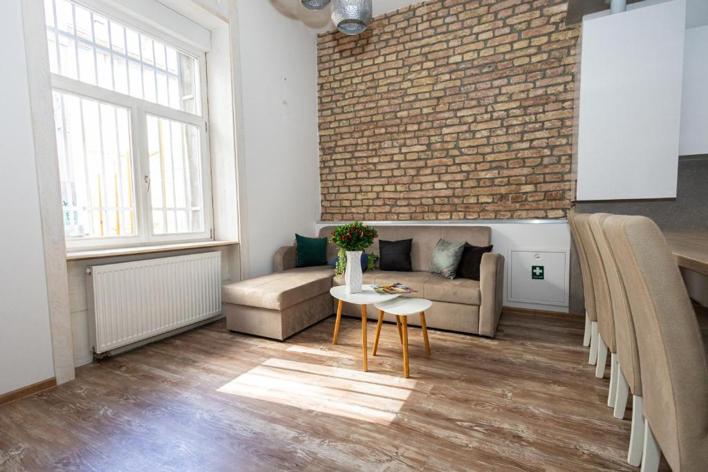 Spacious & Minimalistic Apartment in Downtown, Sarajevo