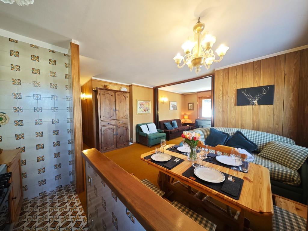 Hostdomus - Good Vibes Apartment - 3