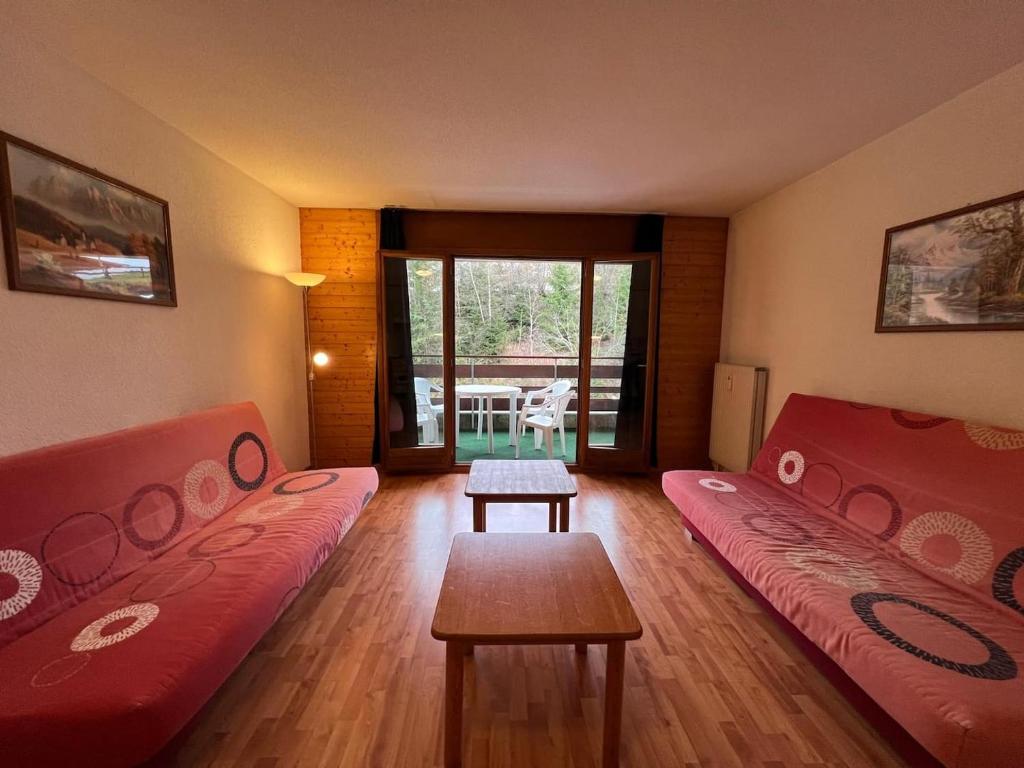 Apartment 4 people with Terrace, Vionnaz