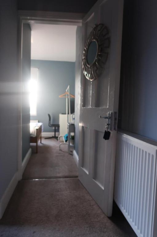 Single Room in Potters Bar Hertfordshire, Potters Bar