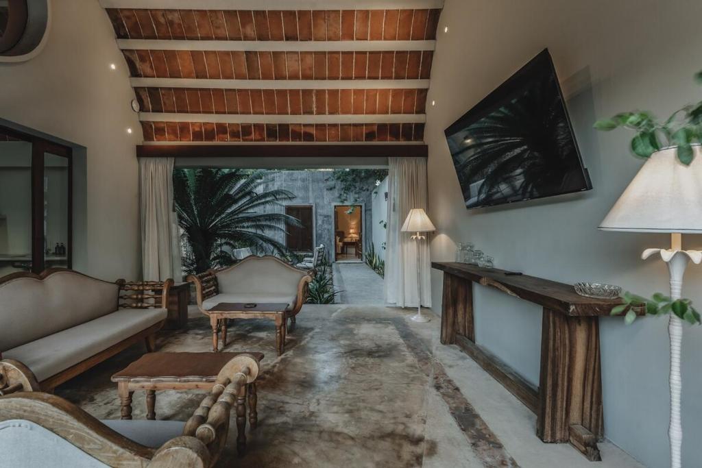 Casa Exclusiva Los Amigos 4BDR by Cercana - 5