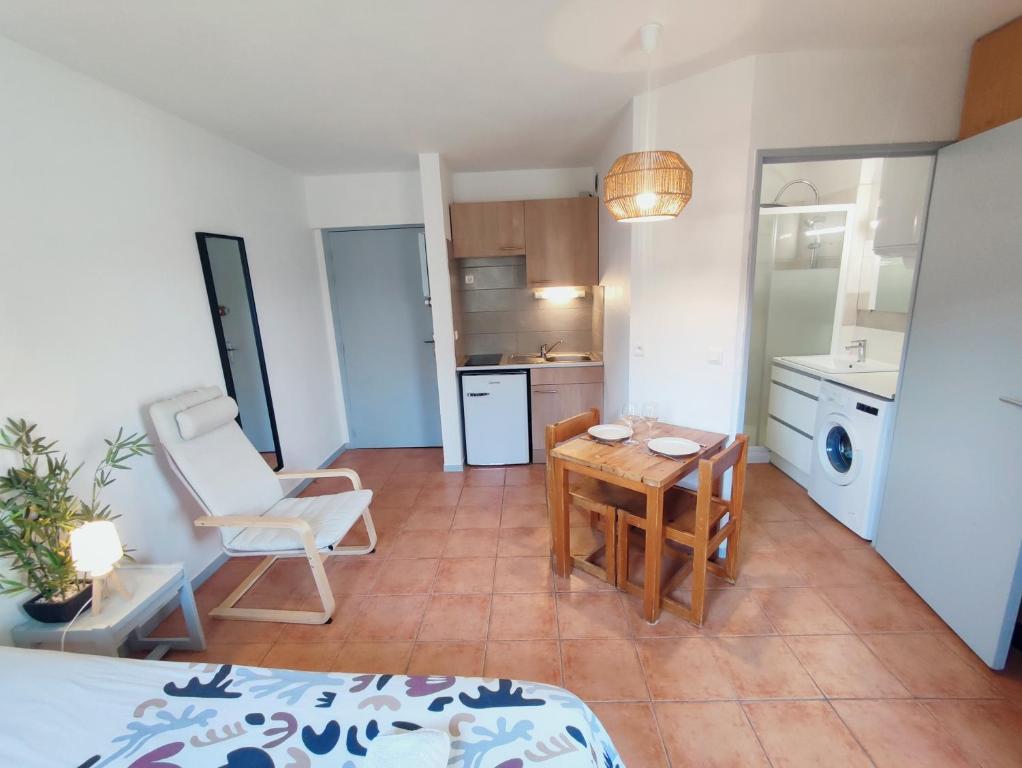 Le studio des Garrigues - Climatisé - 2