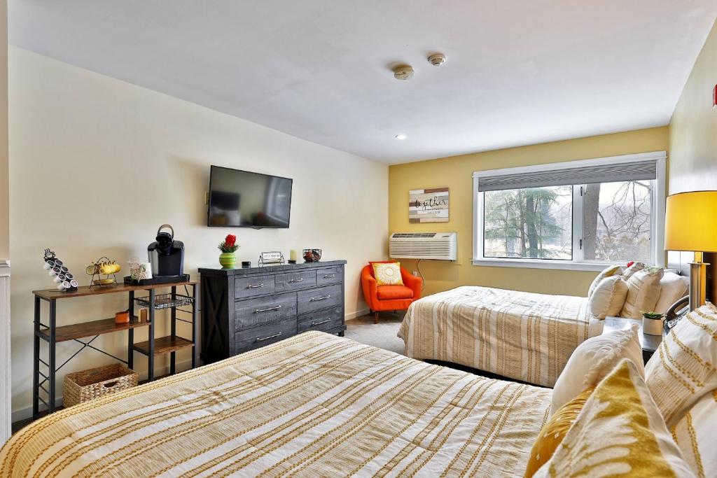 Hotel Style Condo Promising a Comfortable and Convenient Retreat right in the heart of Vermont ski country, Killington
