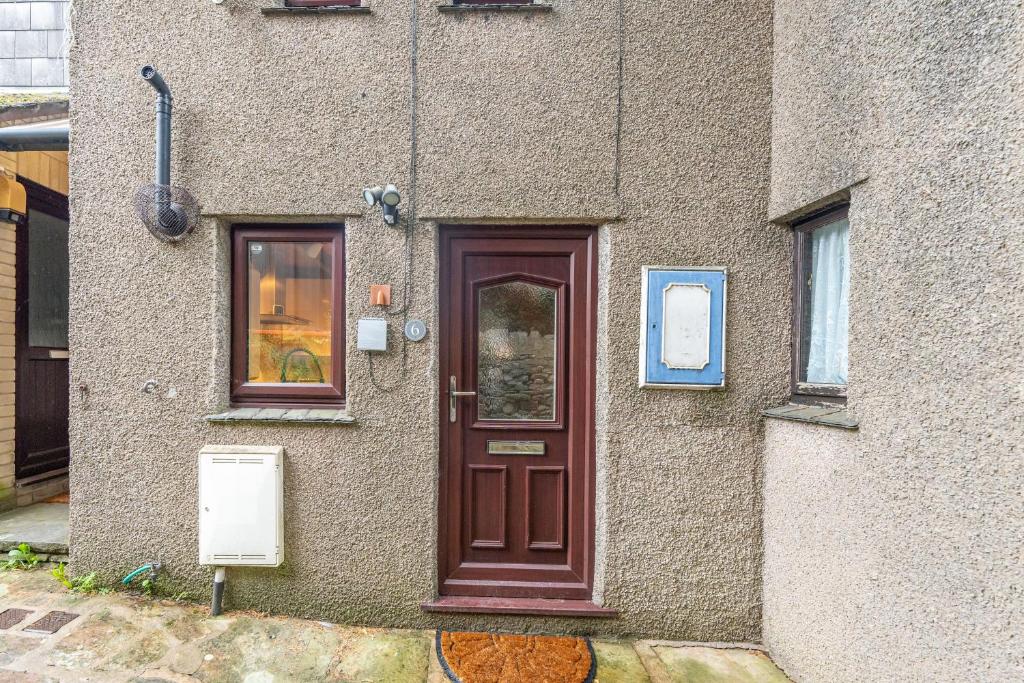 Cosy Cottage Tiny House, Kendal photo 6