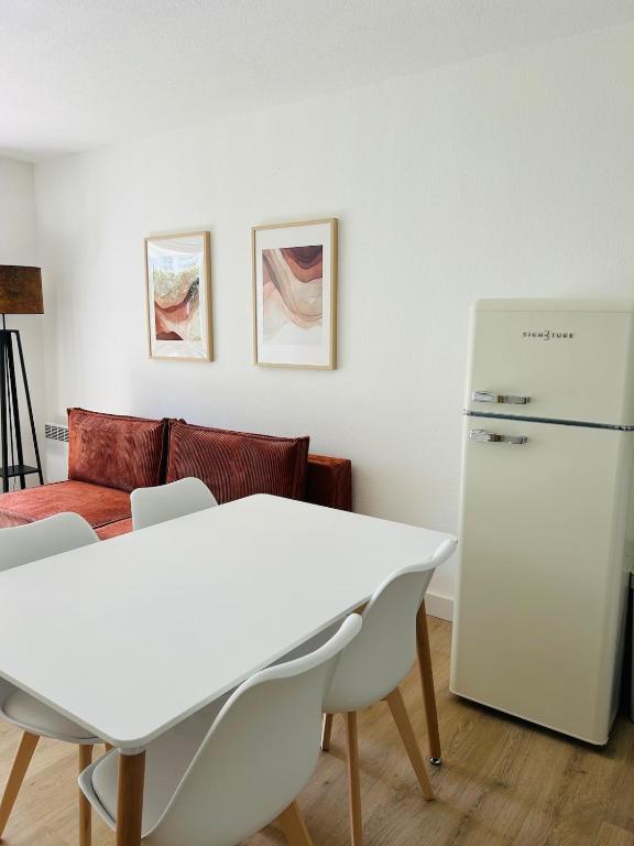 Super Comfy Port Fréjus Piscine 2 chambres 6 personnes - 2