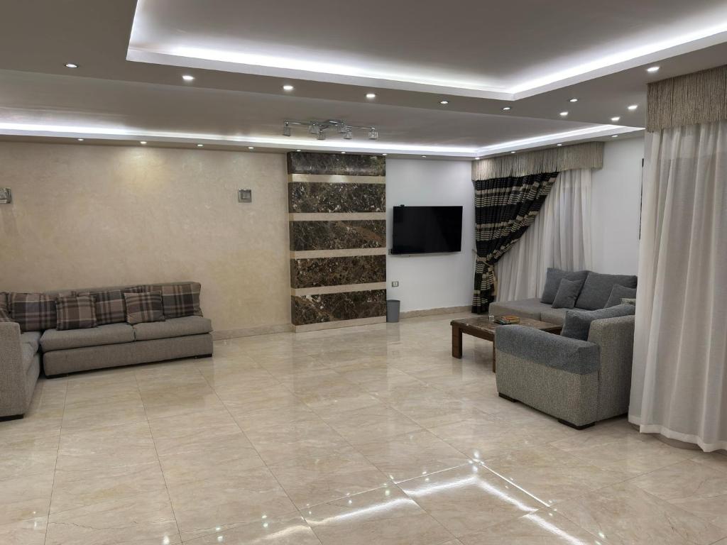 Le Royal Residence 1