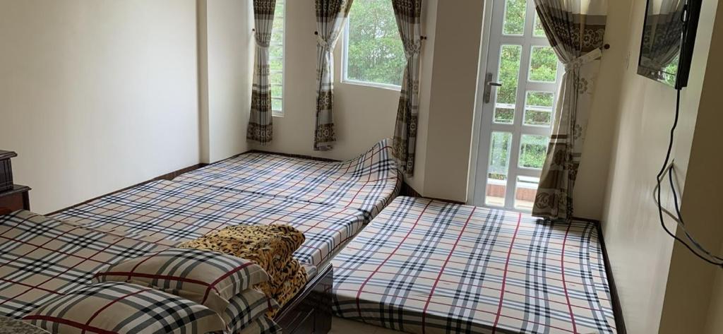 Hữu Đặng, Chau Doc