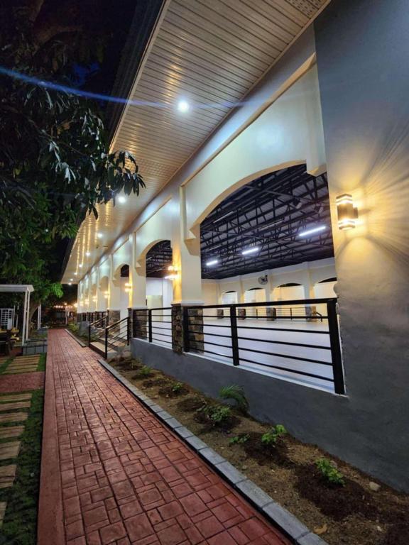 Summerville Hotel and Resort