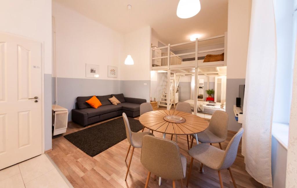 KLAU33 Apartment In Party District, Budapešť