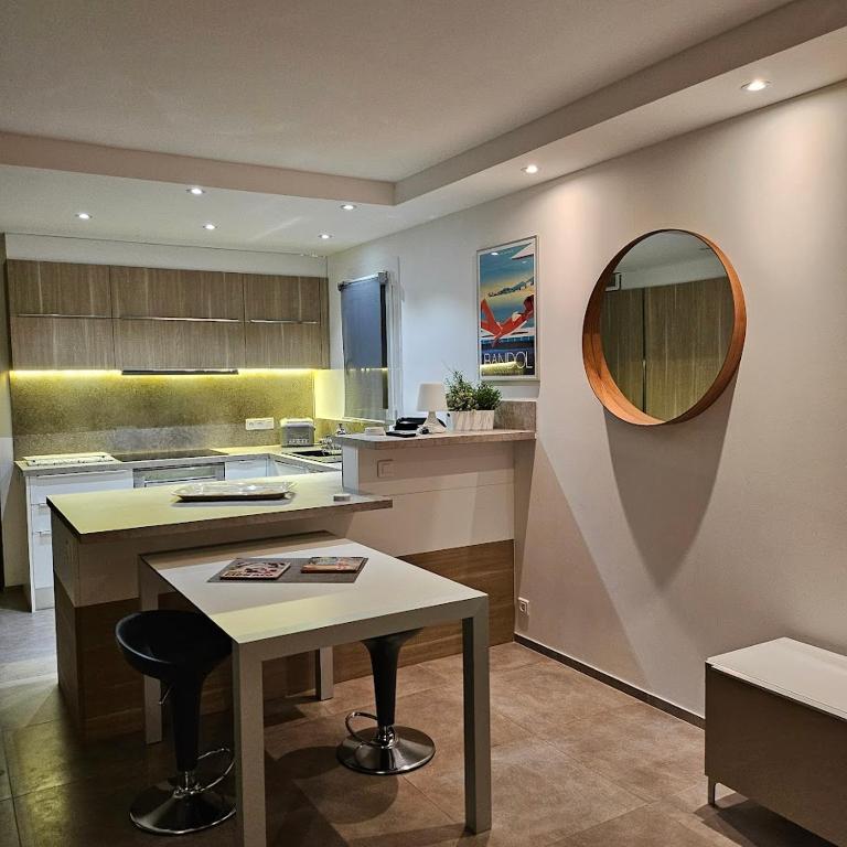 Appartement les pieds dans l'eau avec terrasse et jardin - 4