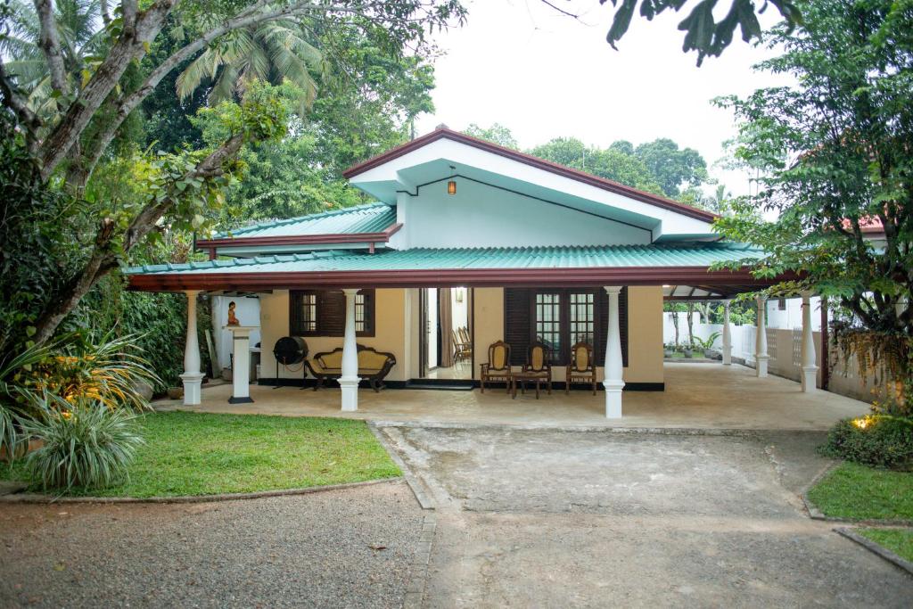 Anchorage Villa, Weligama
