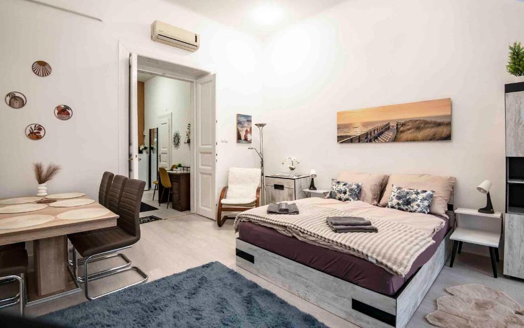 FénySziget, Budapest