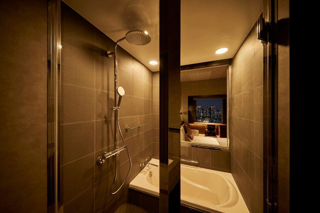 ห้องน้ำ