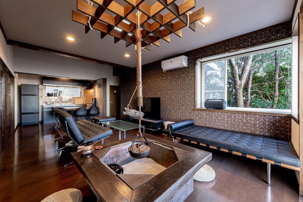 AZUR 伊豆熱川 aurora, Higashiizu