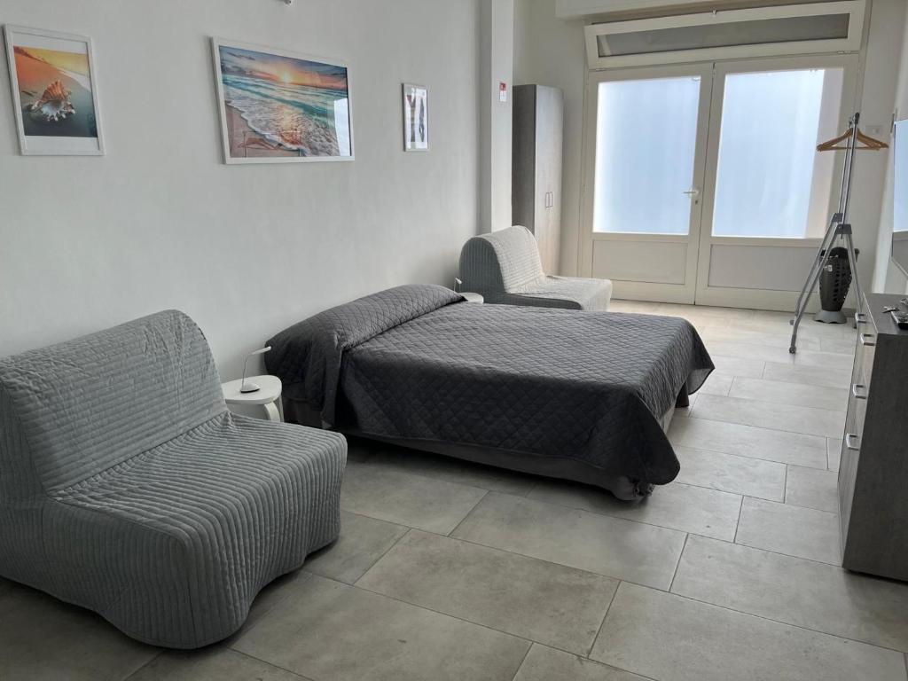 Isola Felix, Giovinazzo