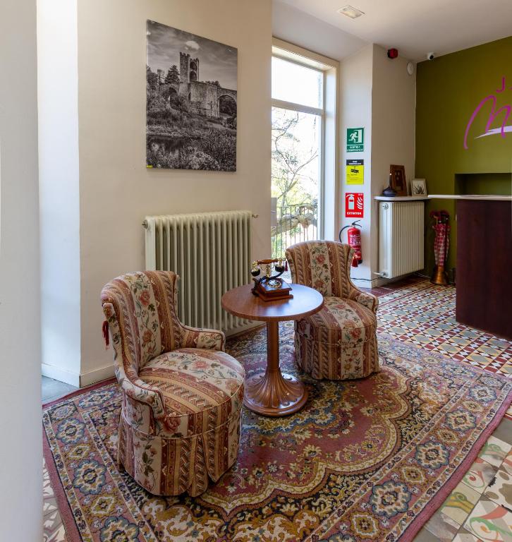 フロント・ロビー