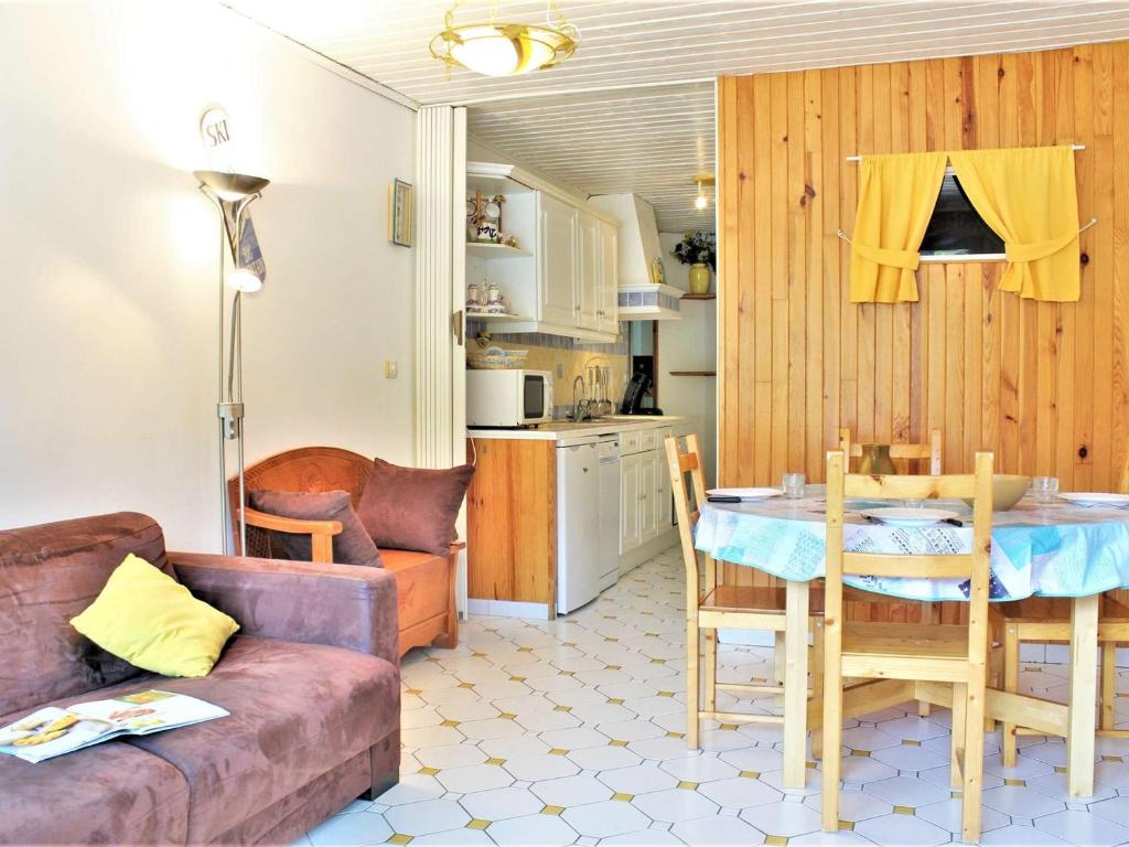 Appartement 2 Pièces 6 Couchages, Pied de Pistes, Exposé Sud, Animaux Admis - 1