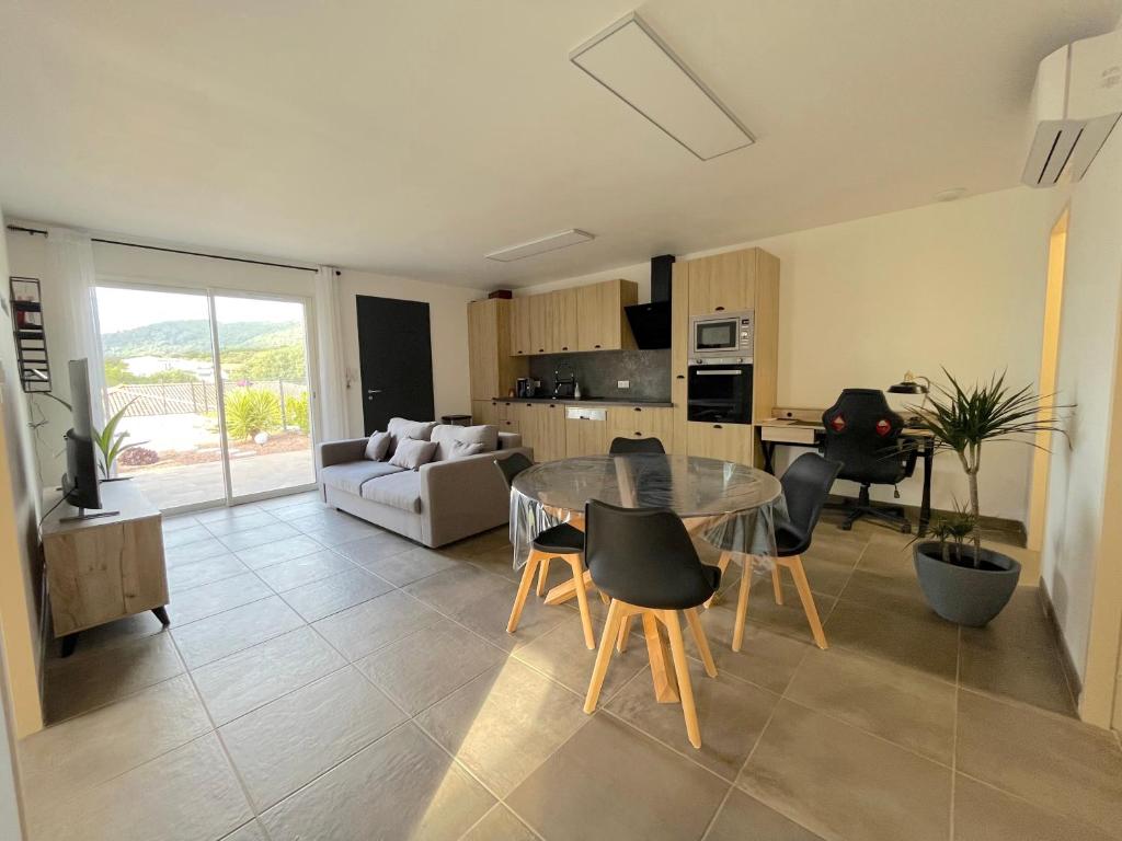 La Maison de vacances à Ajaccio- Proche plage et aéroport- Extérieur privatif avec barbecue - 2