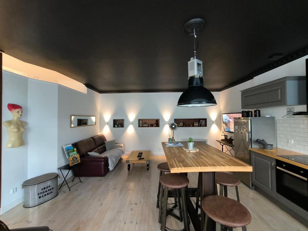 Appartement Vintage spacieux centre ville - 3