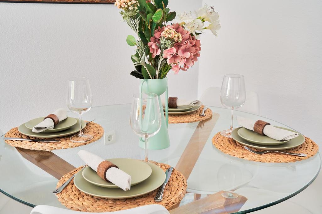 MARBELLA BANUS SUITES - Banus Rio Verde Beachside - 4