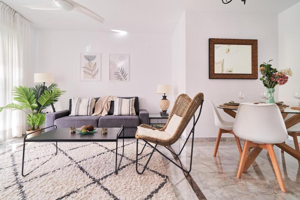 MARBELLA BANUS SUITES - Banus Rio Verde Beachside - 5