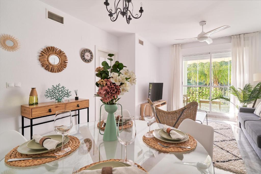 MARBELLA BANUS SUITES - Banus Rio Verde Beachside - 2