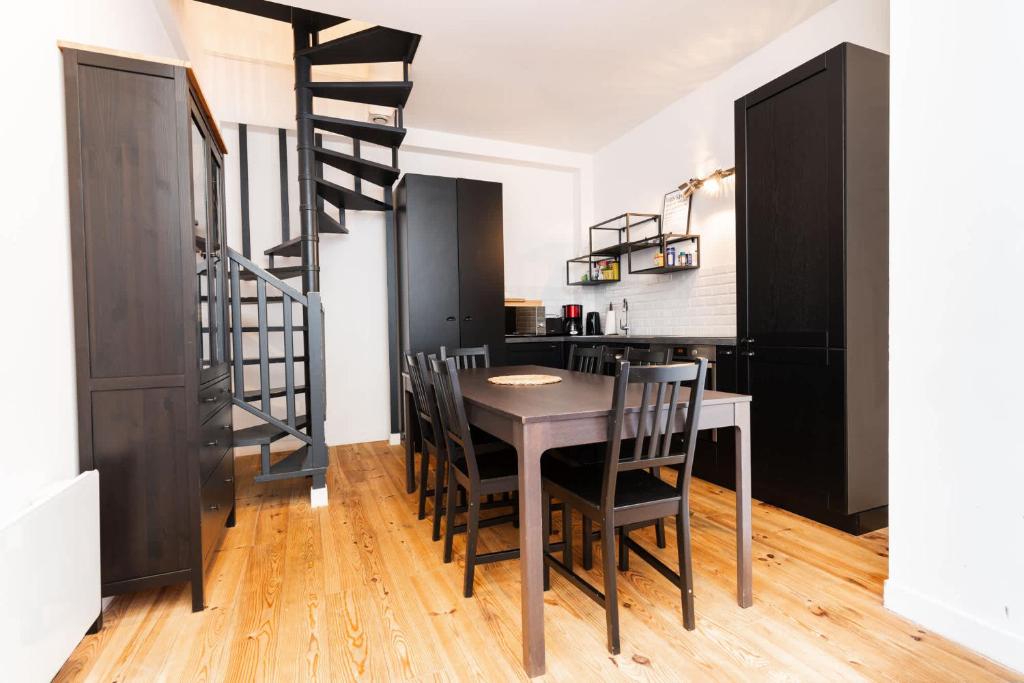 Loft House 3 BR Bastille, Marais AC by LCC Agency - 3