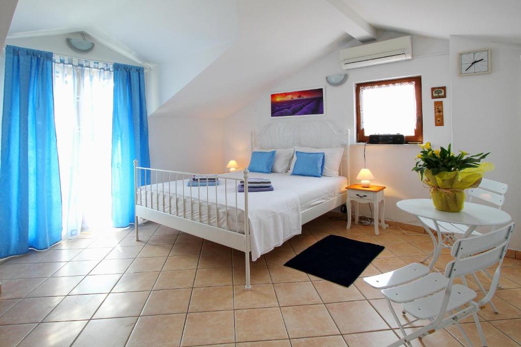 Holiday Home Marko Funtana photo