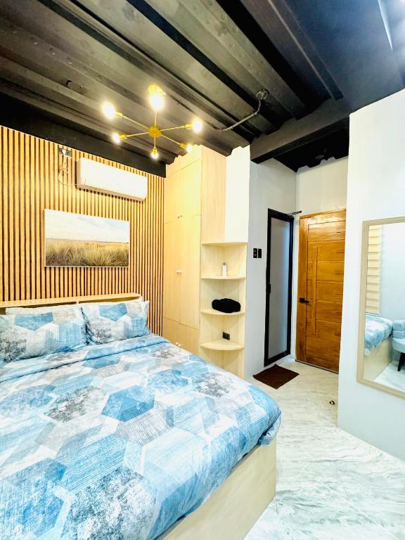 하산의 프라이빗 하우스 내부 거실 공간 이미지