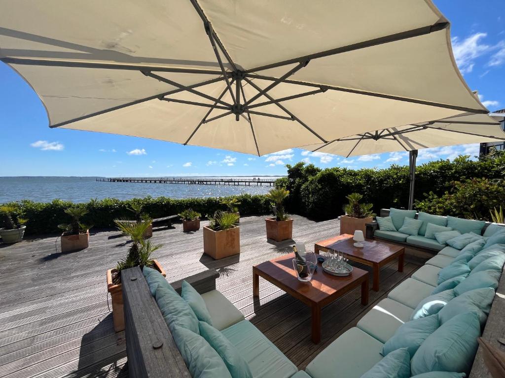 Villa front Bassin, accès plage privée, piscine - 1