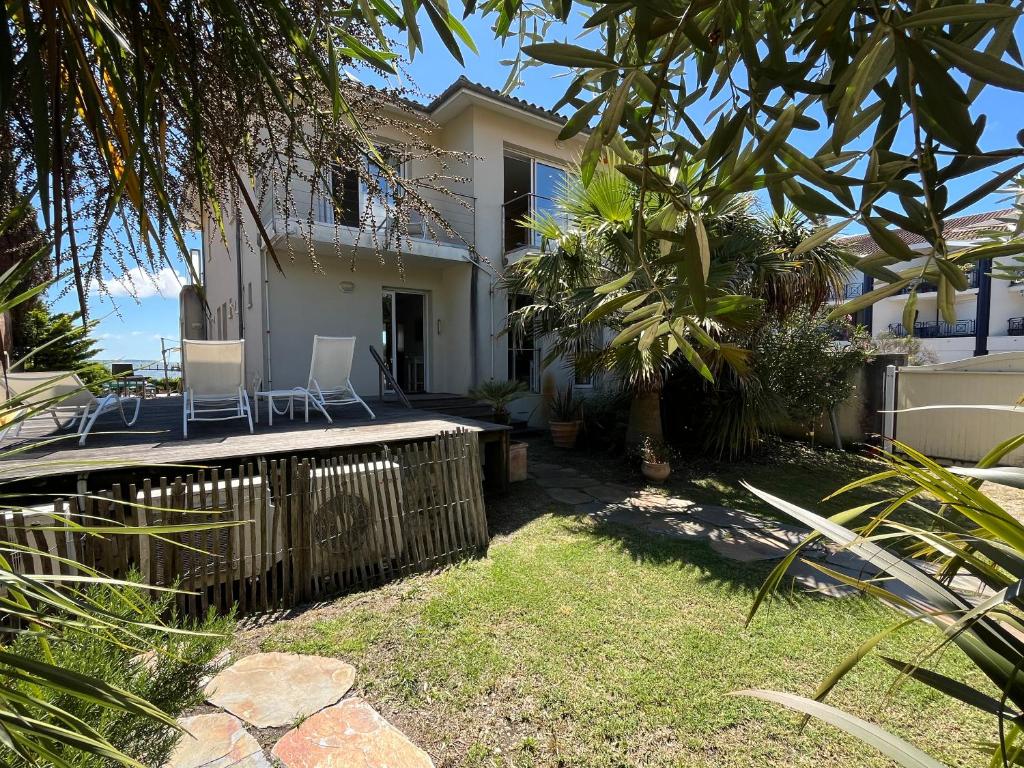 Villa front Bassin, accès plage privée, piscine - 4