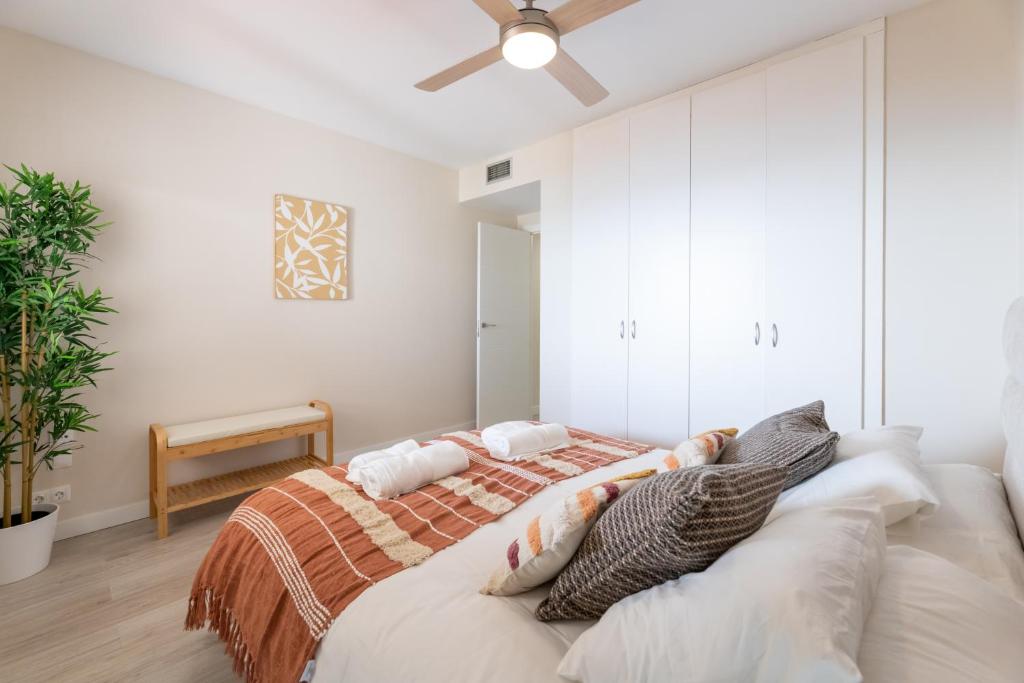 VB Ave Marina Front SeaViews 2BR - 4