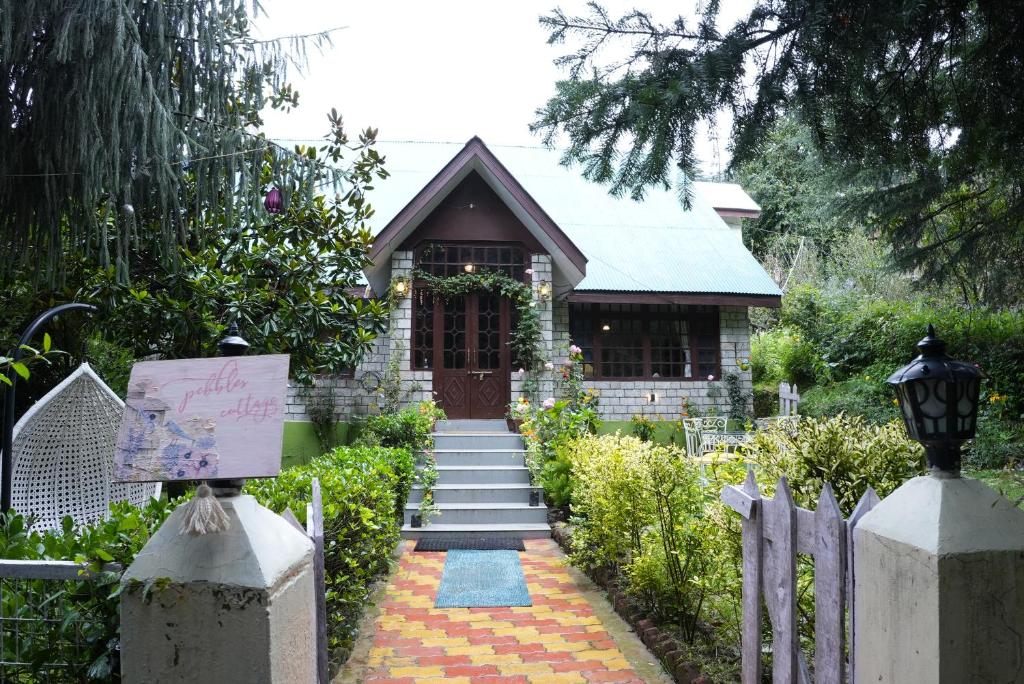 Pebbles Cottage by EdenHomes, Manāli