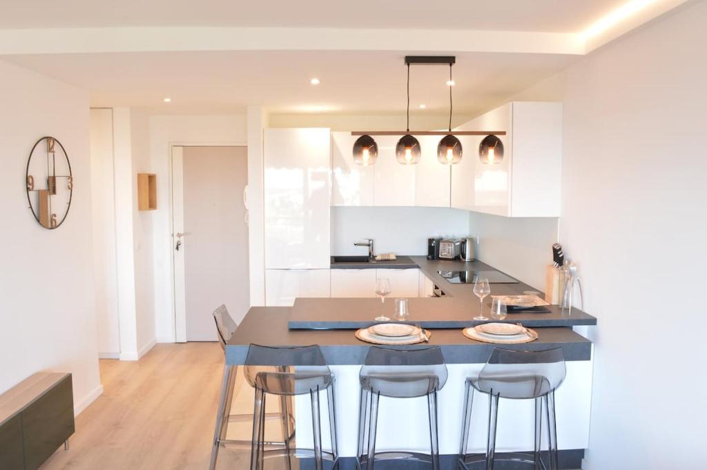 Appartement 2P vue mer Antibes, Antibes