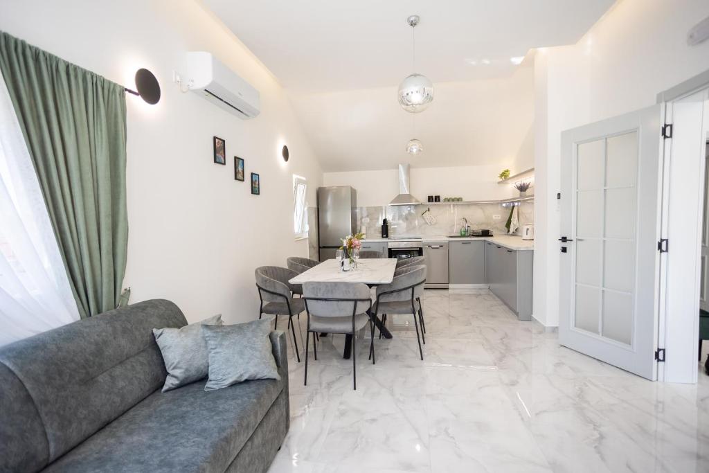 Apartment Fortunela - 5