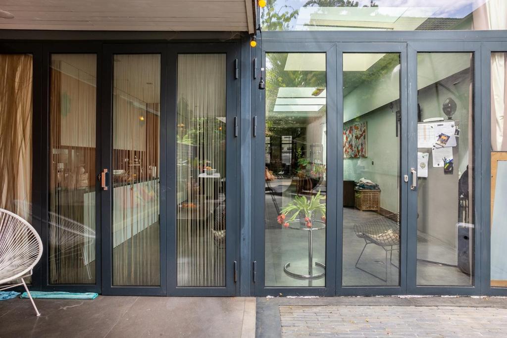 House of Antwerp- 4BDR w Private Garden 4