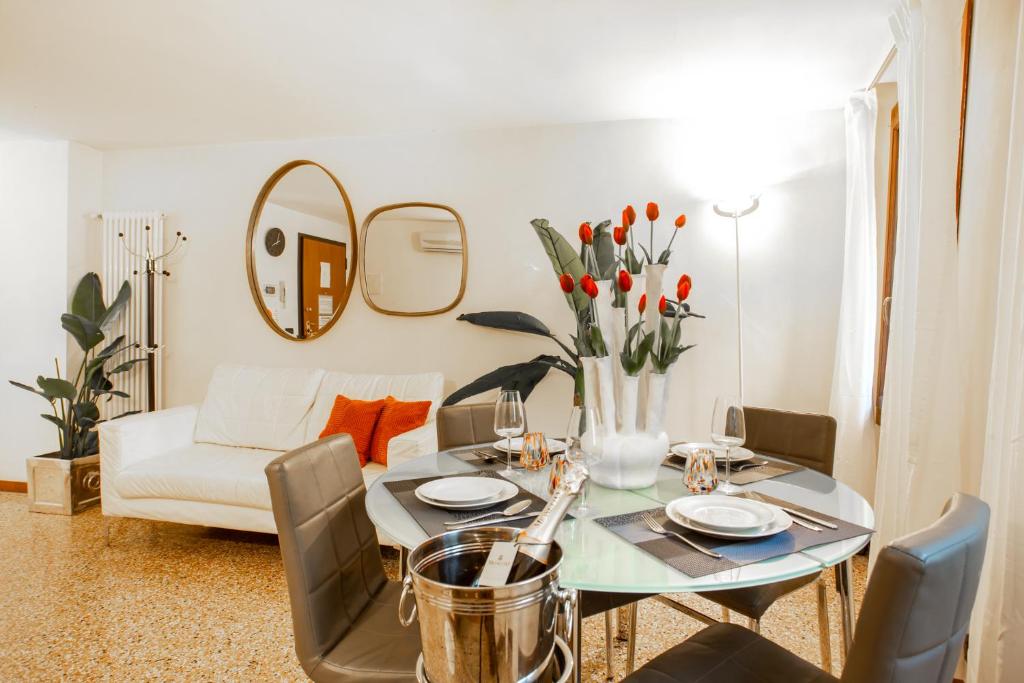 Luxury Apartment in San Marco, Venice - 2