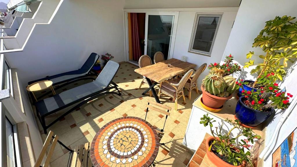 App 308 - Wundervoller Meerblick, sehr zentrale Lage, angenehm ruhig, Tías