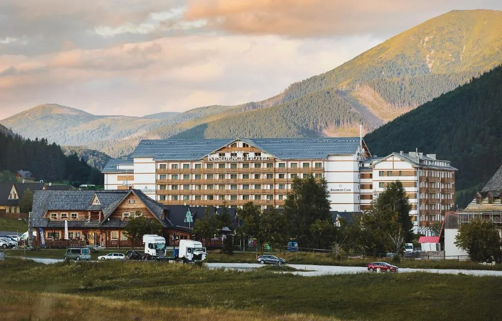 Apartmány RESIDENCE, hotel v Donovalech