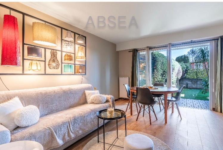 Studio 4 personnes Belles Terres Nice , piscine, Nice