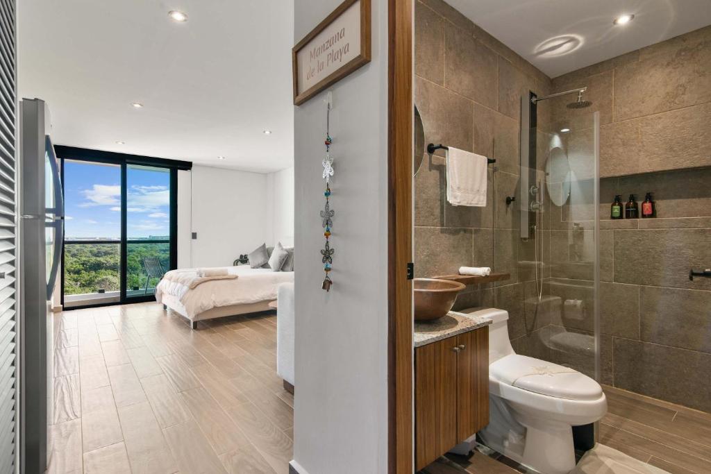 Suite Jungle Studio with Views Walk Everywhere - 3