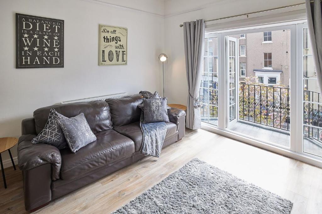 Apartment 2 Glencoe Holiday Apartments Whitby, Whitby